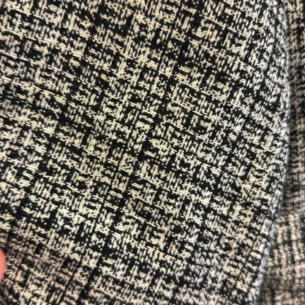 The Limited Black and White Tweed Cropped Blazer - Picture 9 of 12